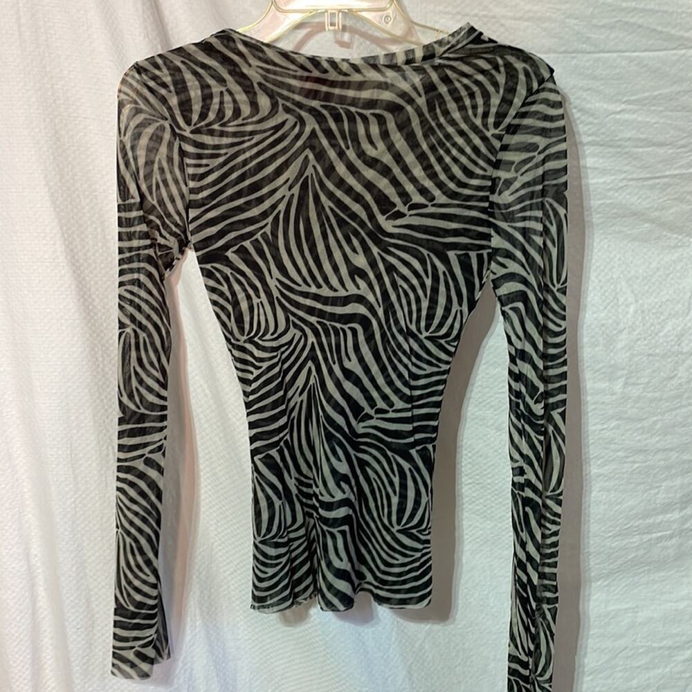Sweet Pea M black white double layer zebra print top 💯 nylon stretch euc - Picture 5 of 8